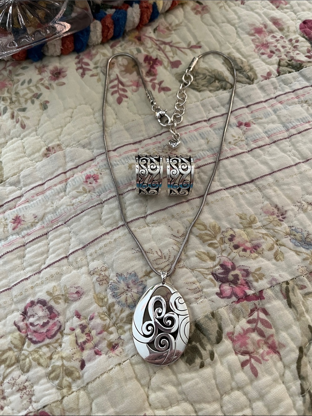 Brighton / Swirl Pendant Necklace with Hoop Swirl Earrings